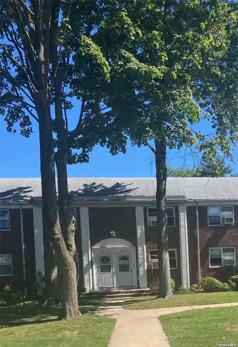 6847 Bell Blvd #26, Oakland Gardens, NY 11364