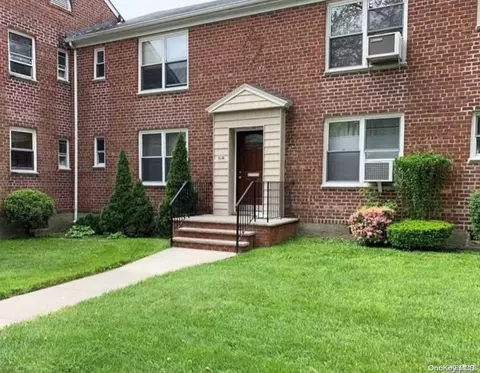 35-36 Clearview Expy #370, Bayside, NY 11361