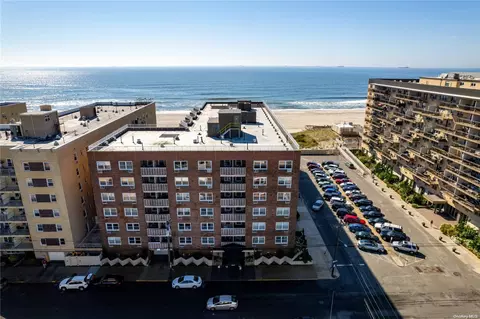 600 Shore Rd #1R, Long Beach, NY 11561
