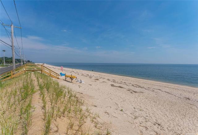 35 Asharoken Avenue, Huntington, NY 11768