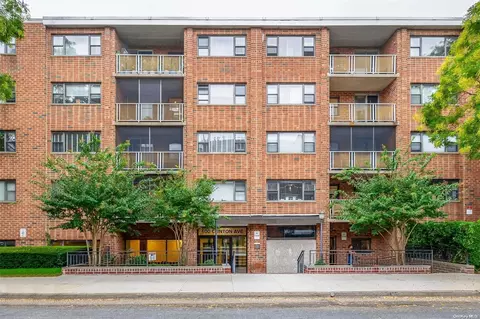 100 Clinton Ave #1U, North Hempstead, NY 11501