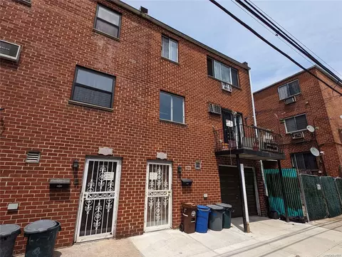 62-11 43rd Ave, New York, NY 11377