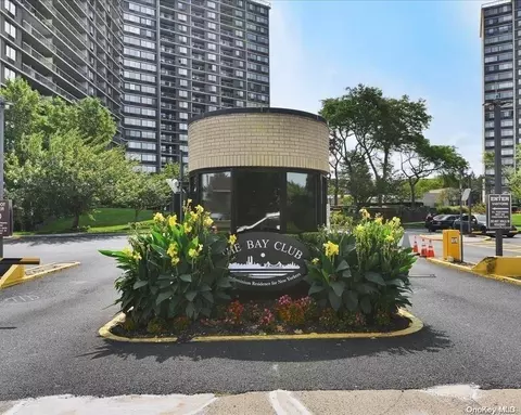 2 Bay Club Dr #6C, Bayside, NY 11360