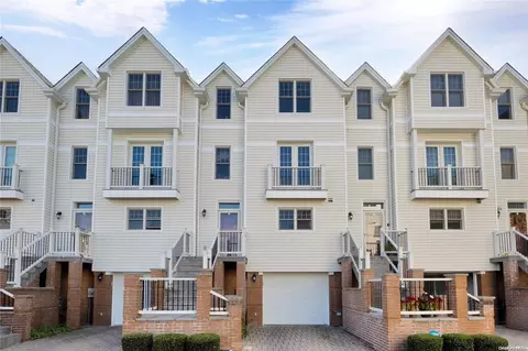 168-28 Powells Cove Blvd #12, Whitestone, NY 11357
