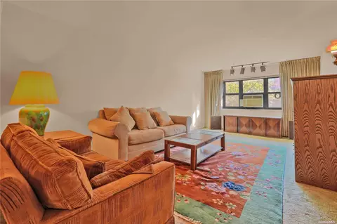 138-25 31 Dr #2E, Flushing, NY 11354