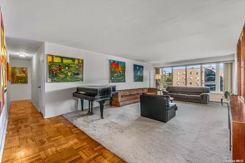 166-25 Powells Cove Blvd #6F, New York, NY 11357