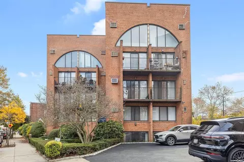 84-62 Austin St #A6, New York, NY 11415