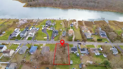 Shore Drive, Brookhaven, NY 11951