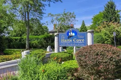 27 Pameeches Path #27, East Moriches, NY 11940