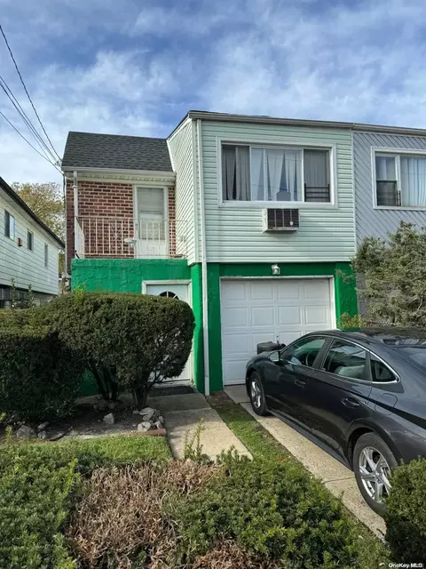 151 Beach 61st St, New York, NY 11692