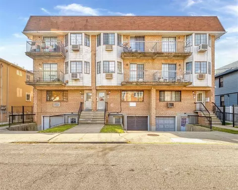 1366 E 92nd St #201, Brooklyn, NY 11236