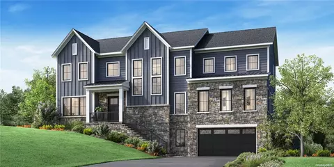 7 Sequoia Cir #7, North Hempstead, NY 11030