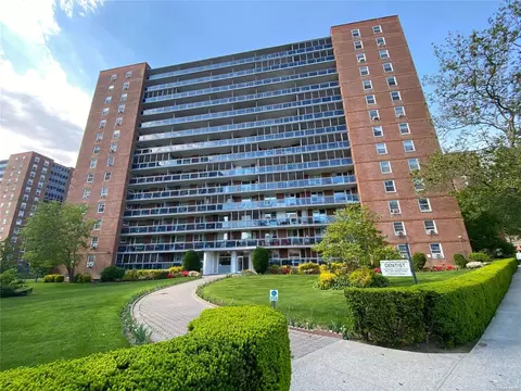 97-37 63 Rd #3E, Rego Park, NY 11374