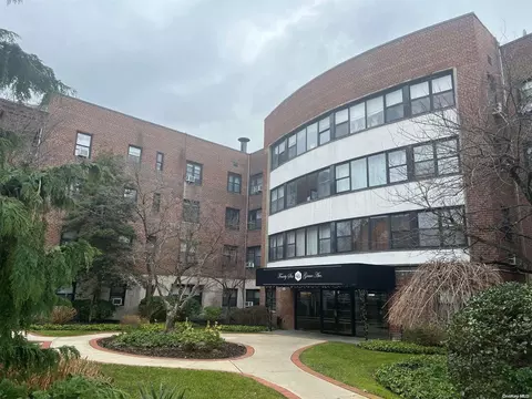 46 Grace Ave #LC, North Hempstead, NY 11021