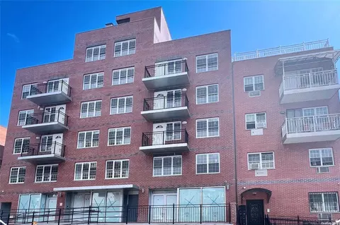 43-27 Byrd St #2C, NY 11355