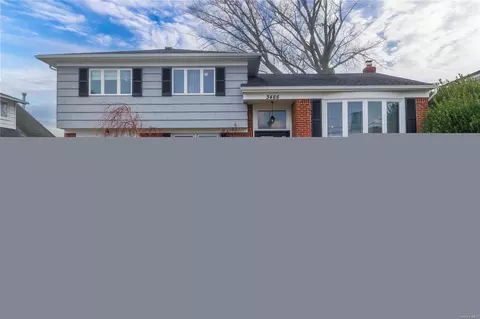 3466 Bay Front Dr, Baldwin, NY 11510