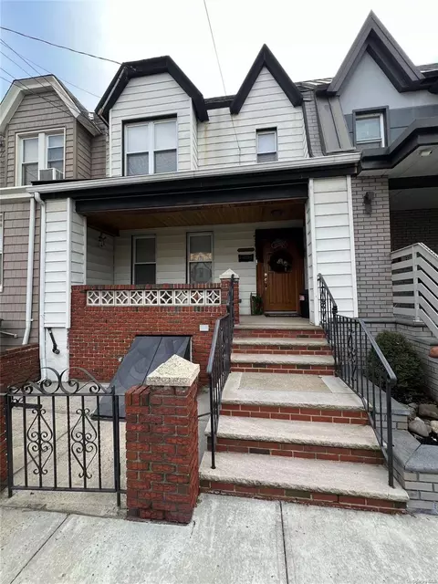 78-24 68th Ave, Middle Village, NY 11379