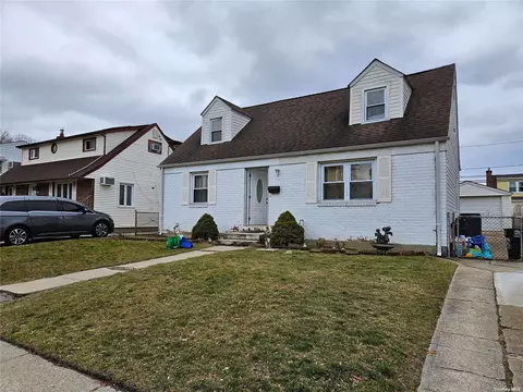 35 Demille Ave, Elmont, NY 11003