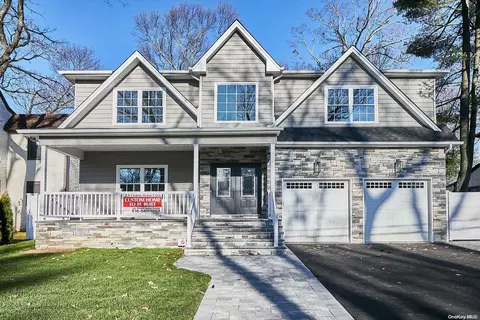 2310 Lafayette St, North Bellmore, NY 11710