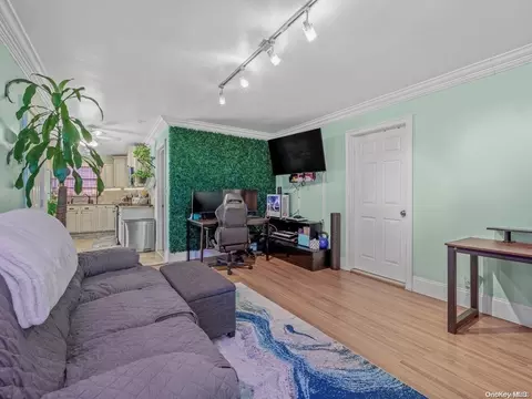 3 Glen Keith Rd #3L, Glen Cove, NY 11542