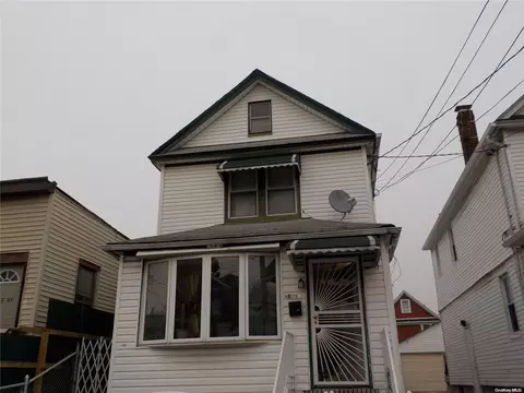 107-39 156th St, New York, NY 11433