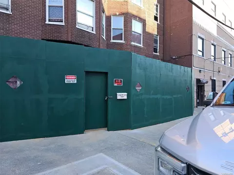 1376 1378 Inwood Ave, New York, NY 10452