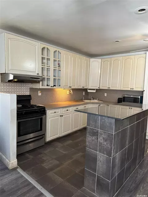 2662 Bath Ave, Brooklyn, NY 11214