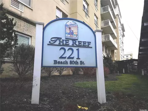 221 Beach 80th St #5A, Rockaway Beach, NY 11693