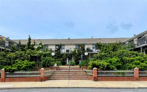 65 W Broadway #3A, Long Beach, NY 11561
