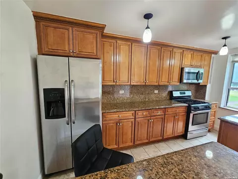 14145 Union Tpke #1C, Flushing, NY 11367
