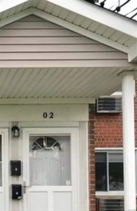 600 Fulton St #0-2, Farmingdale, NY 11735