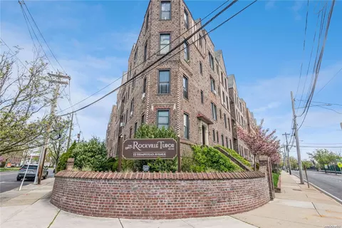 12 Hempstead Ave #3T, Rockville Centre, NY 11570