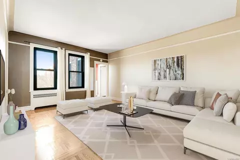 76-66 Austin St #2M, New York, NY 11375
