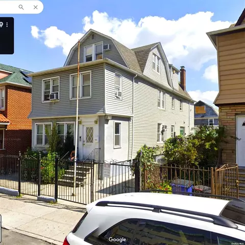 40-15 76th St, New York, NY 11372