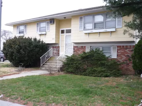 1449 Grand Ave, Baldwin, NY 11510