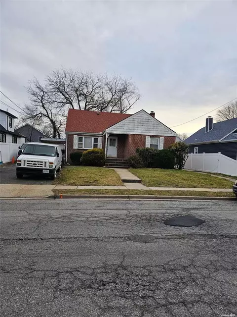 66 E Greenwich Ave, Roosevelt, NY 11575
