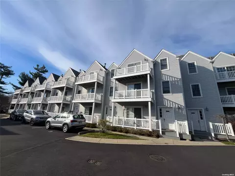 16709 Powells Cove Blv #26, Beechhurst, NY 11357