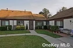 58 Gauguin Ct #58, Middle Island, NY 11953