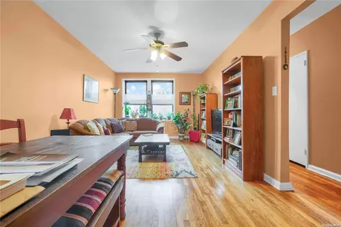 25-15 Union St #6A, Flushing, NY 11354