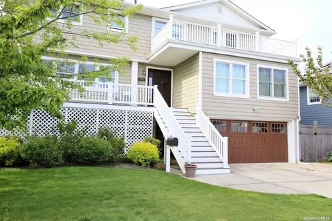 531 W Bay Dr, Long Beach, NY 11561