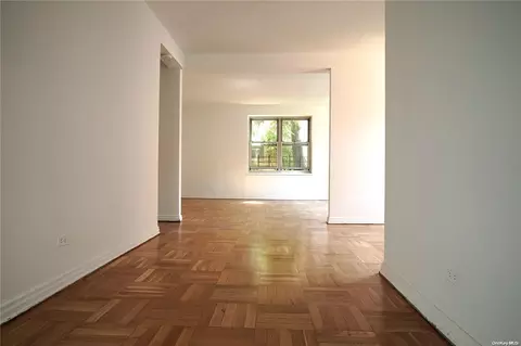 71-36 110 St #3L, New York, NY 11375