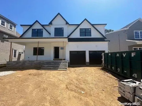 2318 Lafayette St, North Bellmore, NY 11710