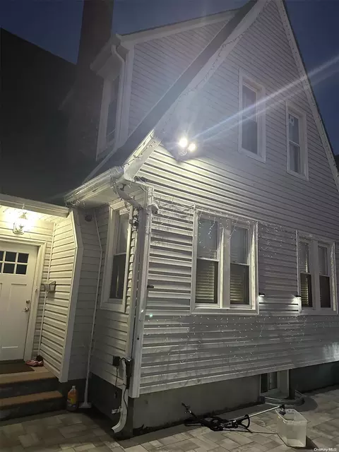 36 Ormonds St, Hempstead, NY 11550 photo 1