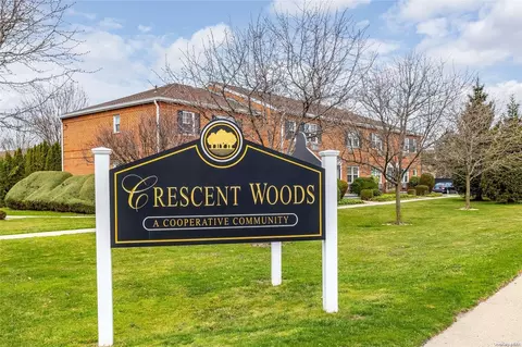 323 Hicksville Rd #8, Bethpage, NY 11714