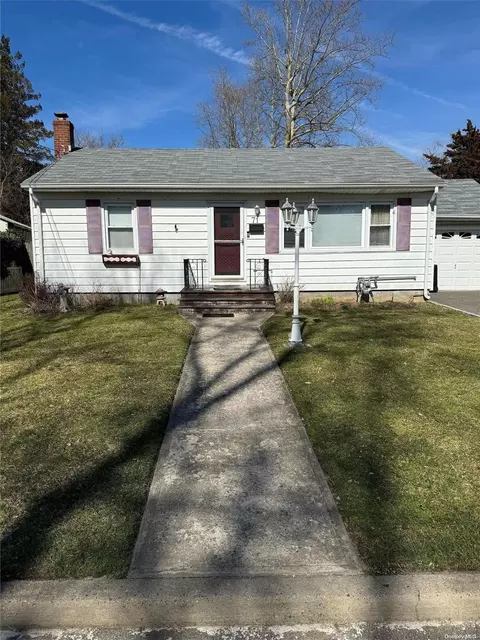 Undisclosed, Glen Cove, NY 11542