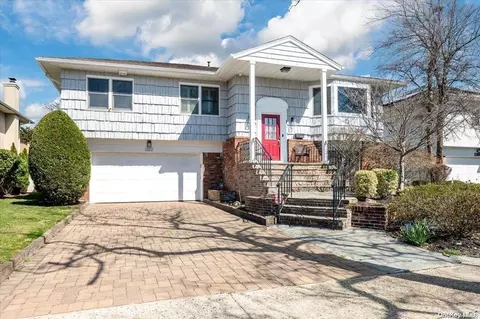 1322 Park St, Atlantic Beach, NY 11509