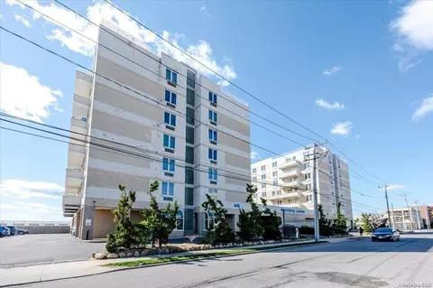 440 W Broadway #1F, Long Beach, NY 11561