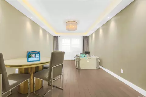 25-34 Union St #6C, Flushing, NY 11354