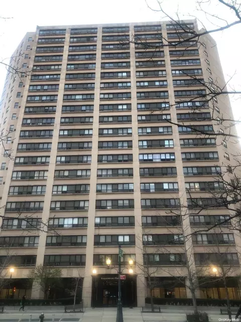 300 Cathedral Pkwy #19H, New York, NY 10026