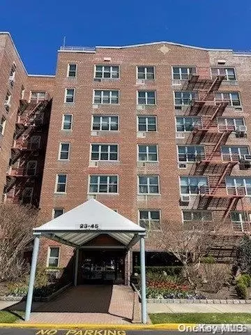23-45 Bell Blvd #3E, New York, NY 11360